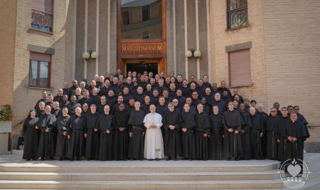 Últimos días del Capítulo General de Agustinos en Roma. El Papa León XIV les dio una sorpresa.