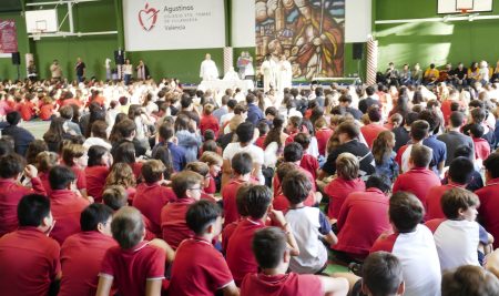 EUCARISTÍA COMUNITARIA EN EL INICIO DE CURSO