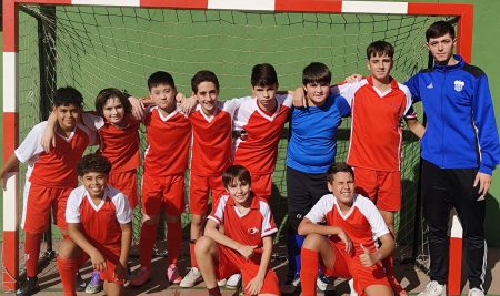 VUELVEN NUESTROS EQUIPOS DE FÚTBOL SALA ESCOLAR  QUE CERRARON  EL AÑO CON BUENAS SENSACIONES