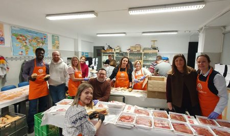 Campaña contra el hambre en Agustinos Valencia