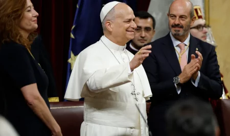 El Papa León XIV impresiona en España.