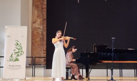 CECILIA ARNAU TRIUNFA CON EL VIOLÍN EN LA UNIVERSITAT DER KÜNSTE BERLIN